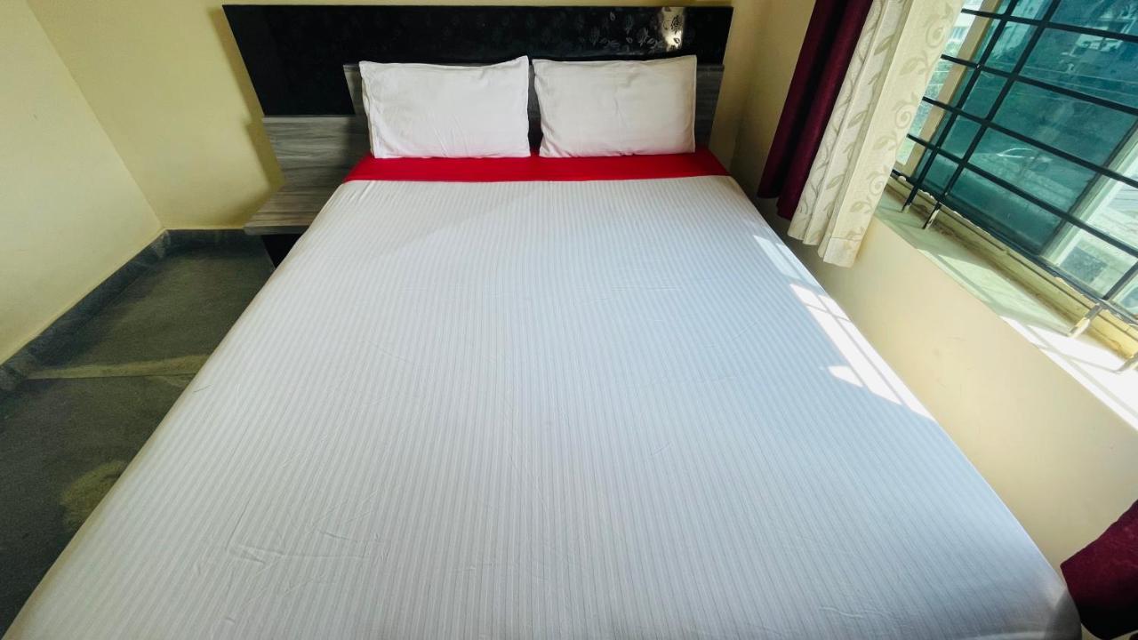 Hotel Crown Residency Mysuru Zewnętrze zdjęcie