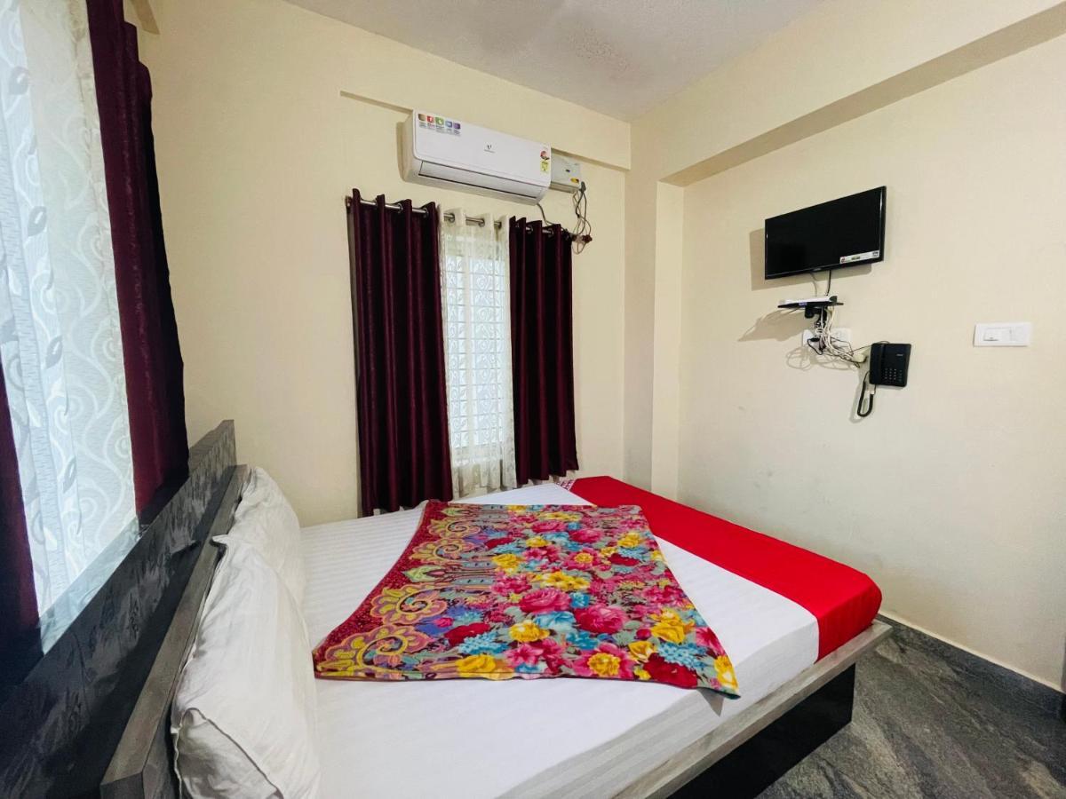 Hotel Crown Residency Mysuru Zewnętrze zdjęcie